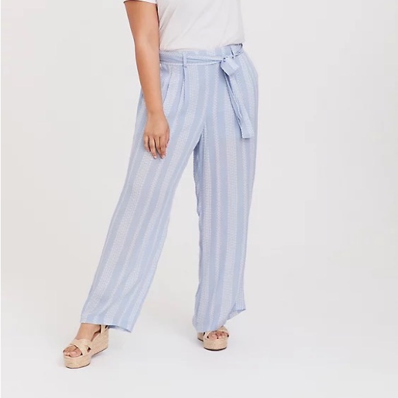 torrid Pants - NWT Torrid blue and white gauze tie front wide leg pants